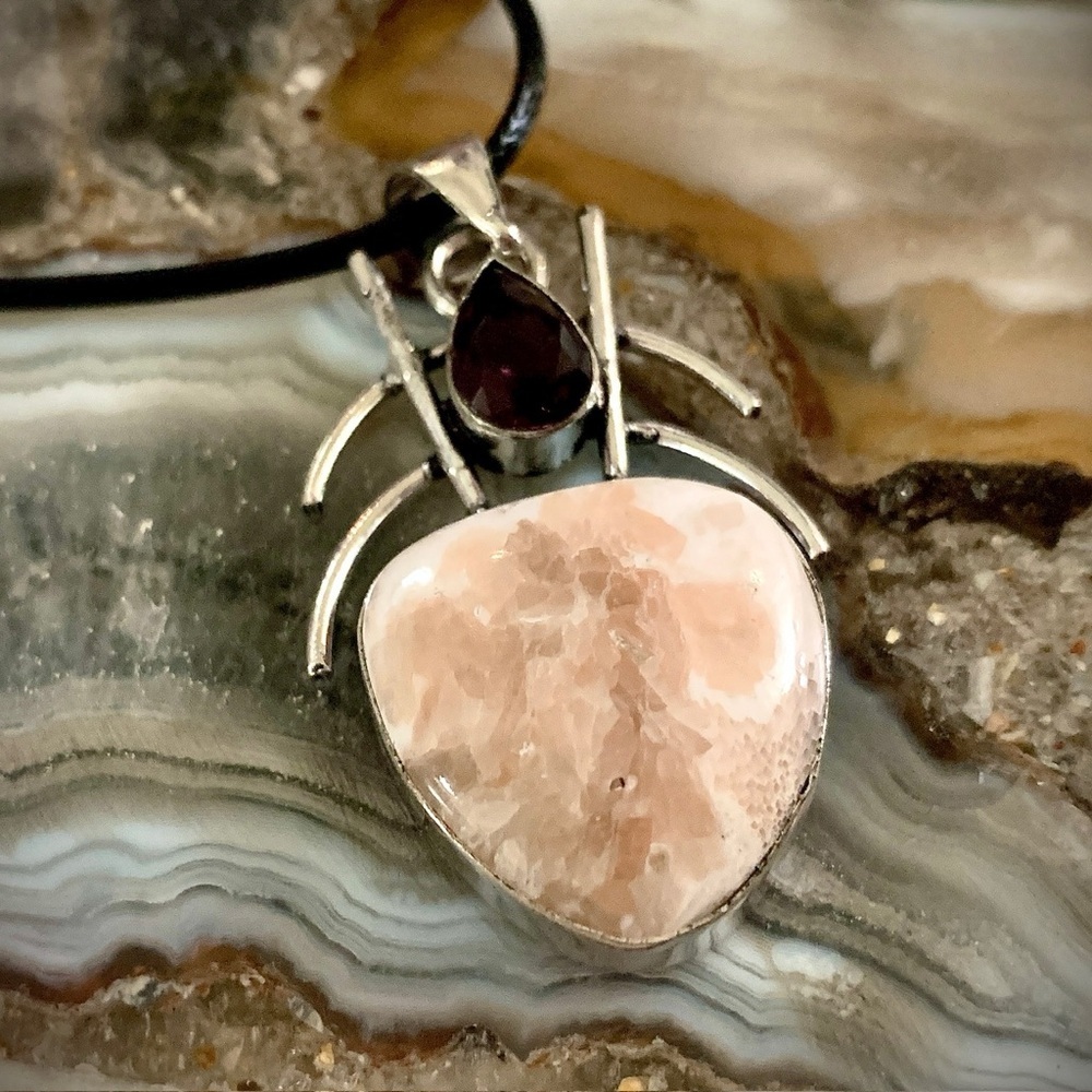 2212 Chic Silver & Pink Scolecite Stone Amethyst Tone Accent Pendant Necklace